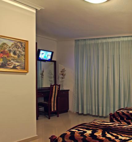 Hotel Chronis Paralia Katerinis Exterior photo